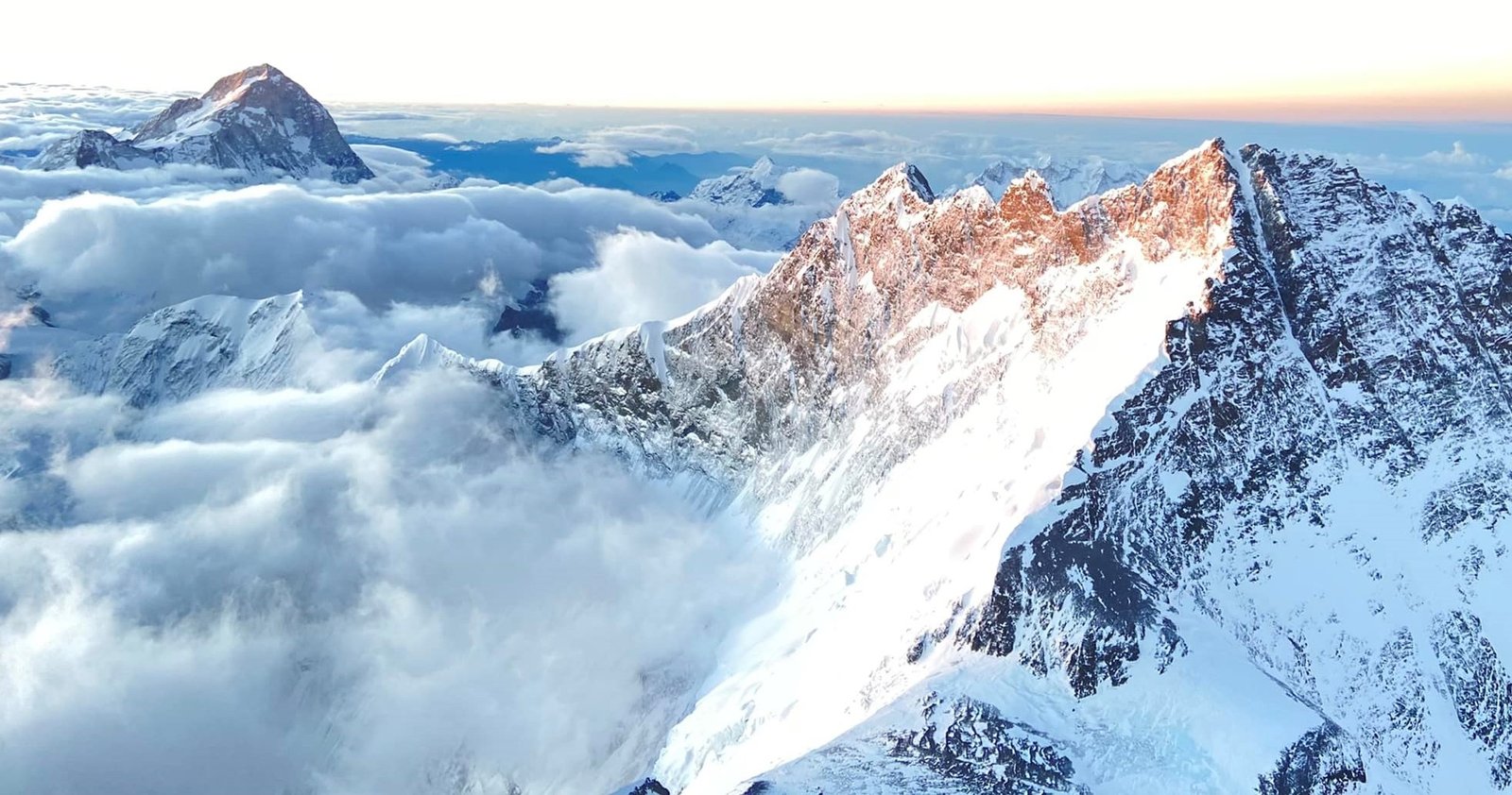 View of Makalu & Lhotse
